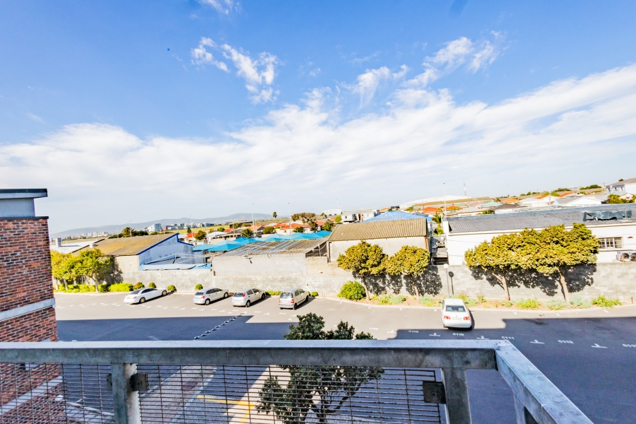 2 Bedroom Property for Sale in Brooklyn Western Cape